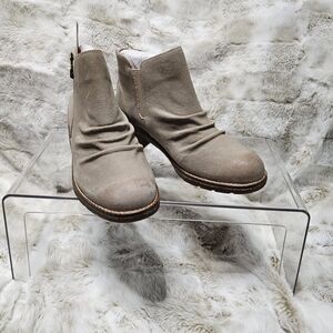 NIB Aetrex Mila Taupe Leather Comfort Cork Low Ankle Boot Sz 6-6.5